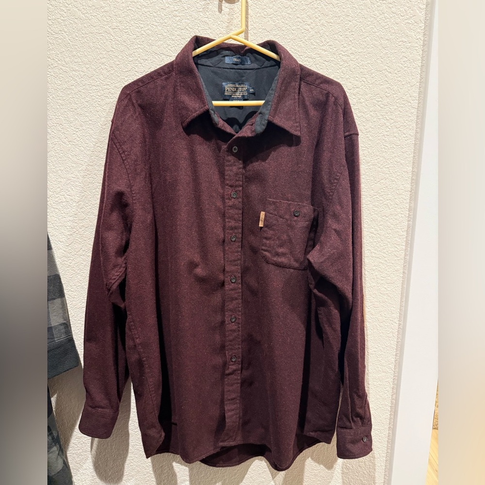 Pendleton Trail Shirt XXL – 100% Wool – Burgundy w/ Suede Elbow Patches